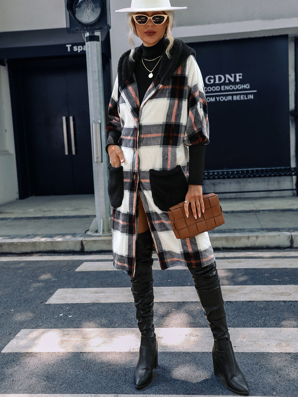 Women's Loose Long-Sleeved Striped Plush Coat