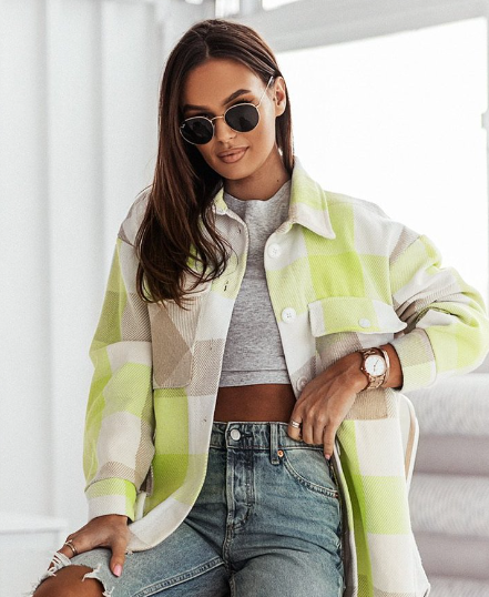 Plaid Wool Jacket with Revers Button for Women (One Piece)