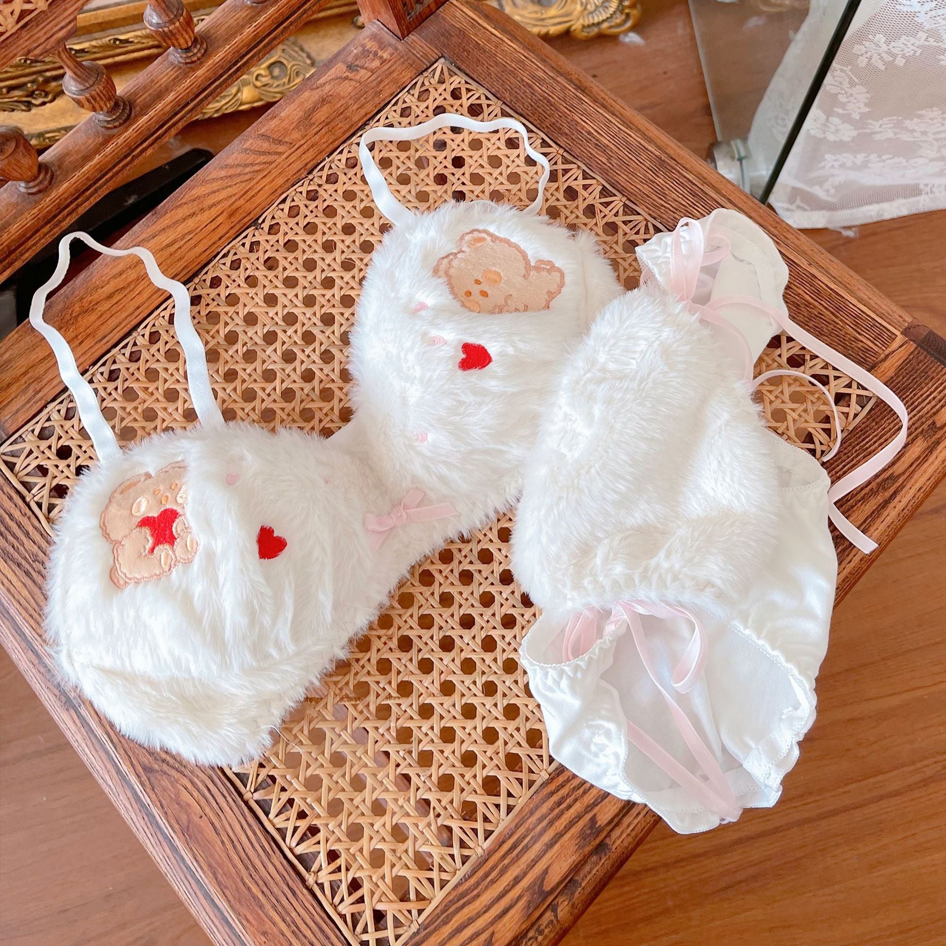 Cute Plush Bear Print Women's Wireless Underwear Set