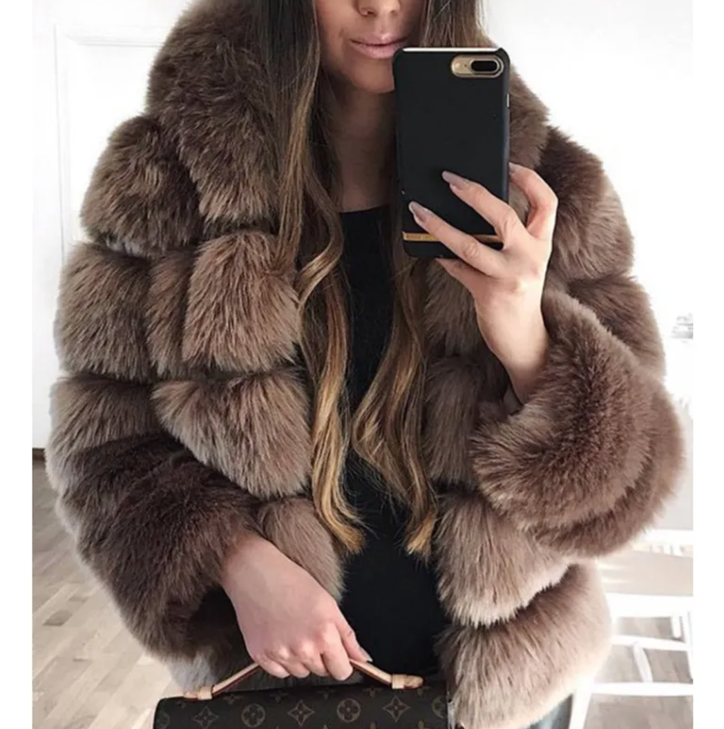 Women's Luxury Faux Fur Jacket