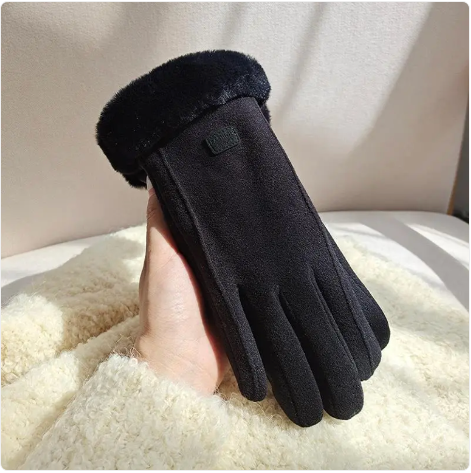Fleece-Lined Suede Riding Gloves with Padded Warmth and Cute Design