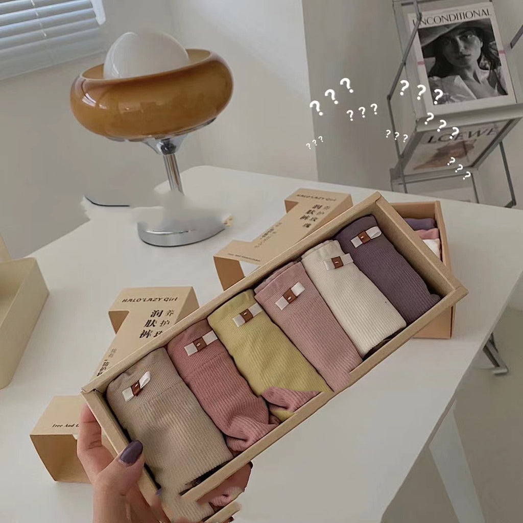 Japanese Cream Rose Seamless Moisturizing Panties