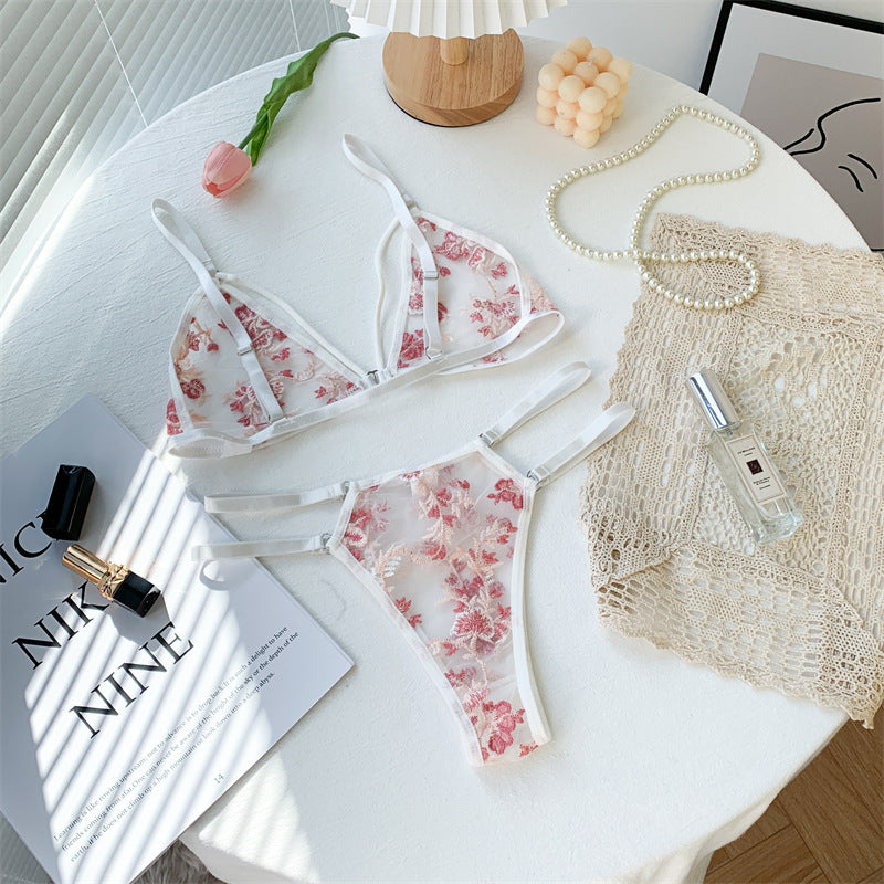 Explosive Style Sexy Three-Point Embroidery Bra Set