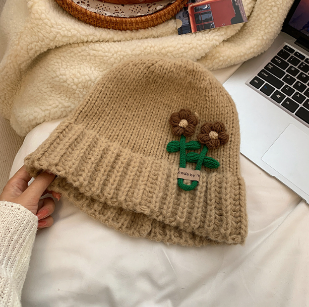 Cute Flower Wool Hat for Women to Showcase Style | Embroidered Cap