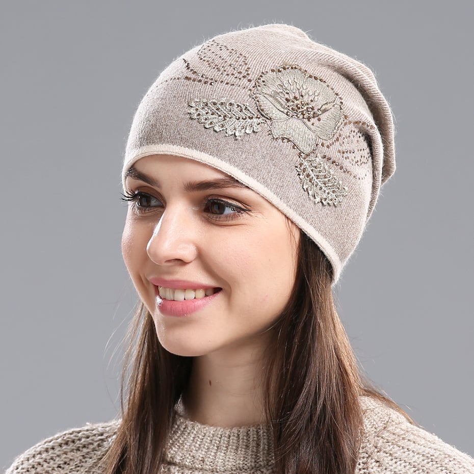 Thick Wool Women's Winter Hat with Detail | Embroidered Cap