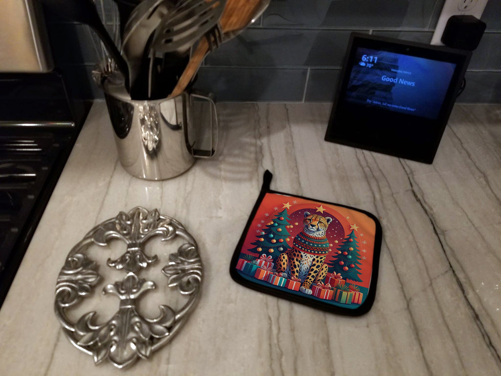 Cheetah Christmas Pair of Pot Holders