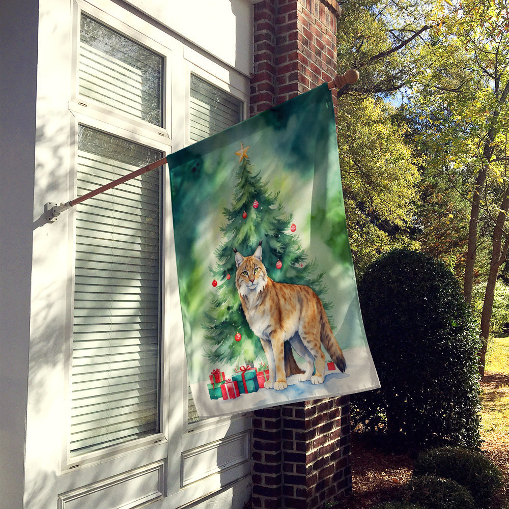 Highlander Lynx Cat By the Christmas Tree House Flag