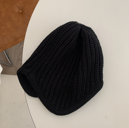 Fashionable Wool Women's Ski Hat | Embroidered Cap