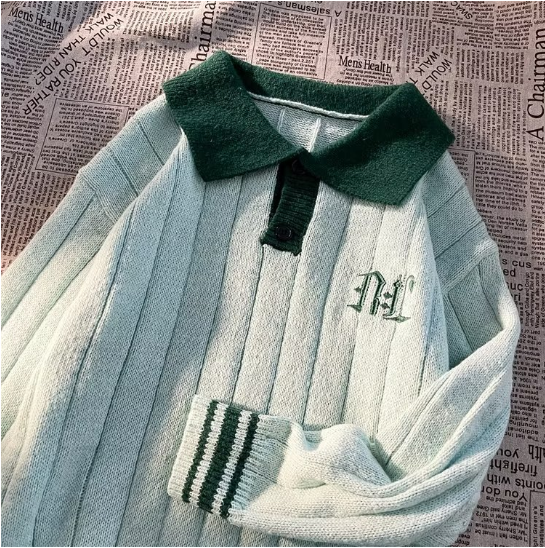 Soft Cream Retro Polo Neck Sweater for Small Crowd