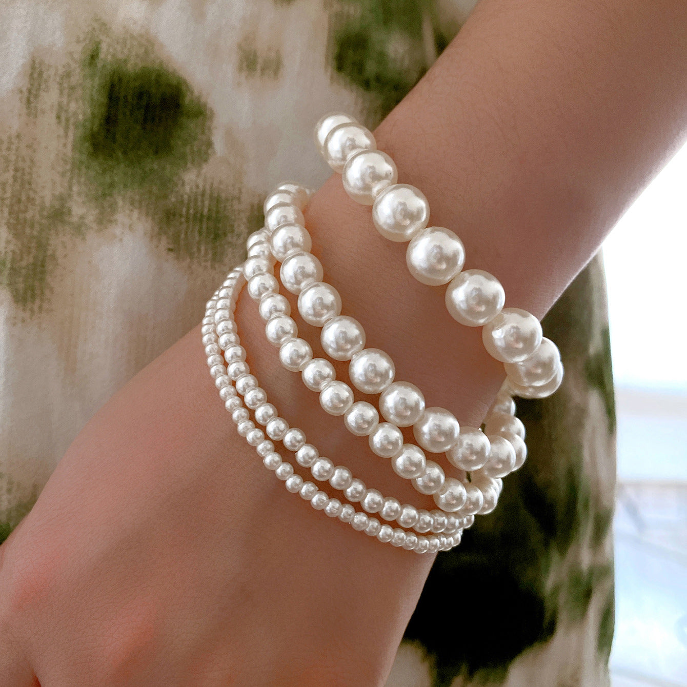 [Unpriced] Vintage Baroque Pearl Bracelet with Advanced Texture