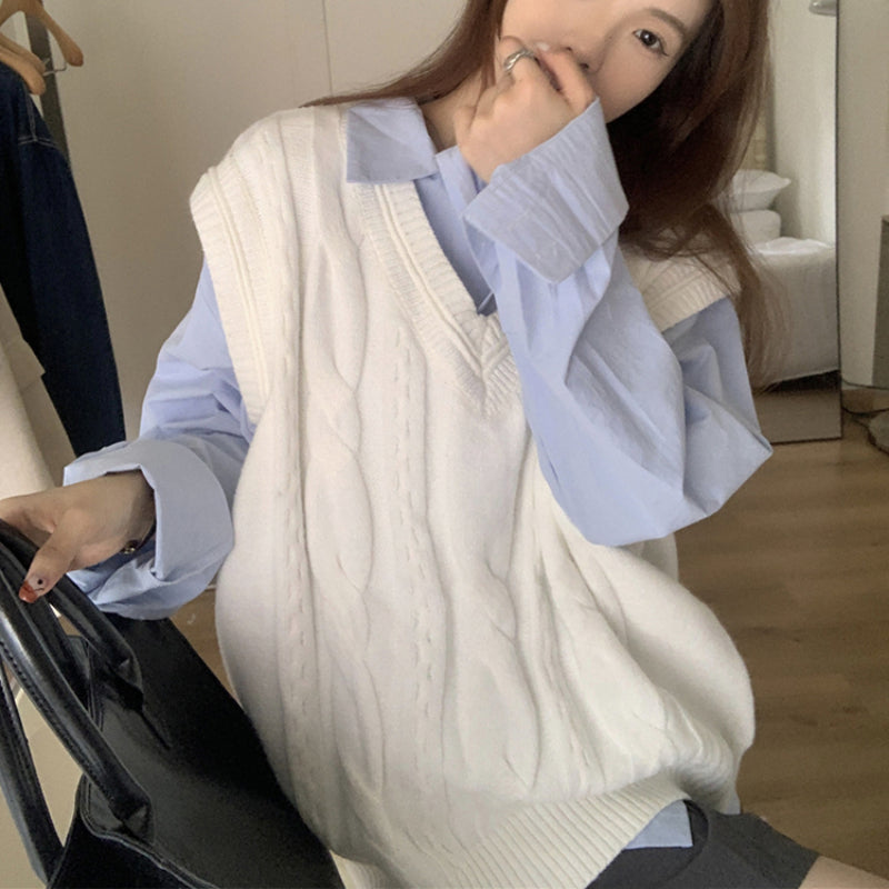 Trendy Women's Loose Knit V-Neck Vest in Beige