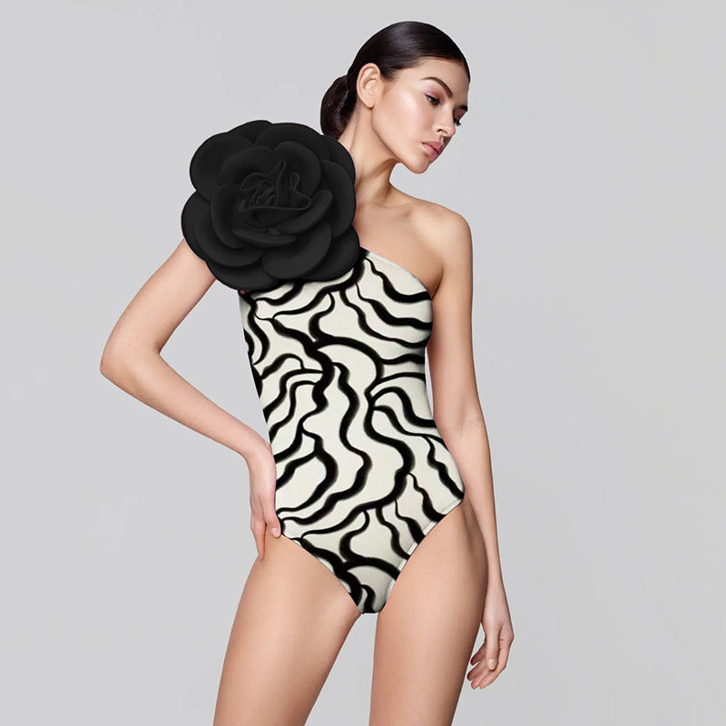 2023 Women's One-Piece Floral Swimsuit for Amazon
