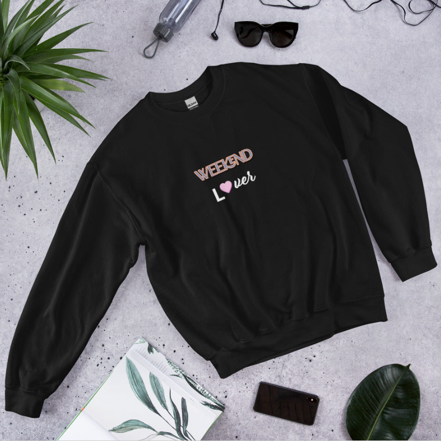 Unisex Weekend Lover Sweatshirt | Streetwear
