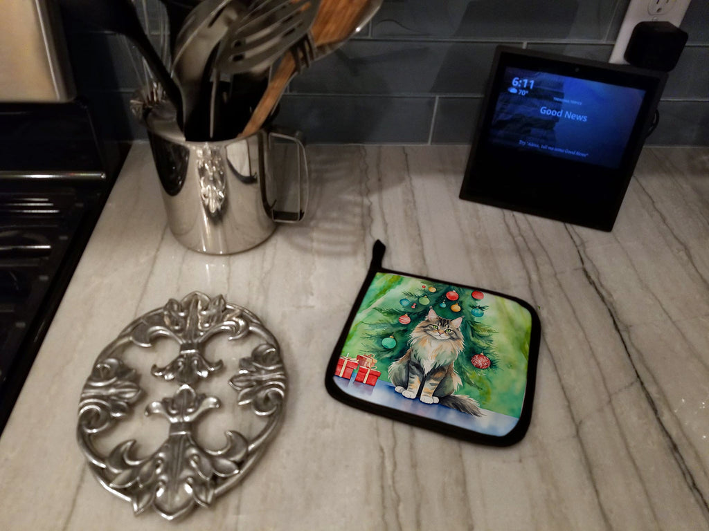 MaineCoon Cat By the Christmas Tree Pair of Pot Holders