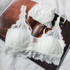 Lace Strapless Wireless Women's Fashion Bra Set