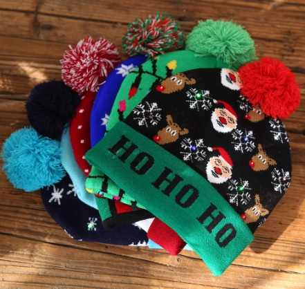Knit Hat with LED Colorful Lights and Christmas Design