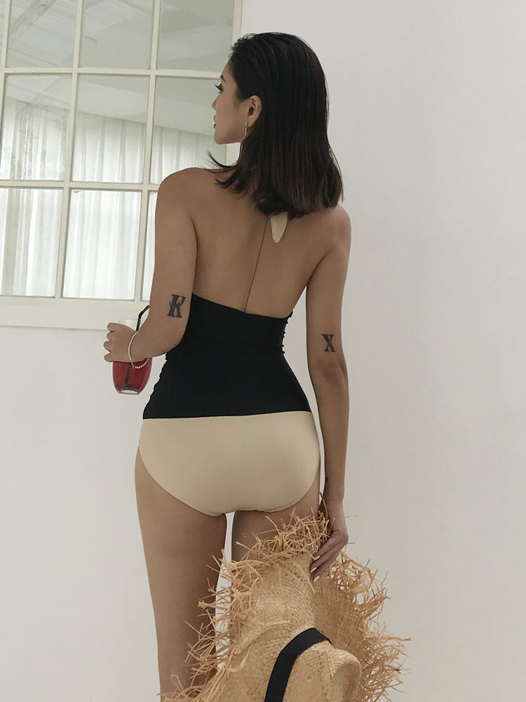 Women's Vintage One-Piece Swimsuit for Spa Vacations