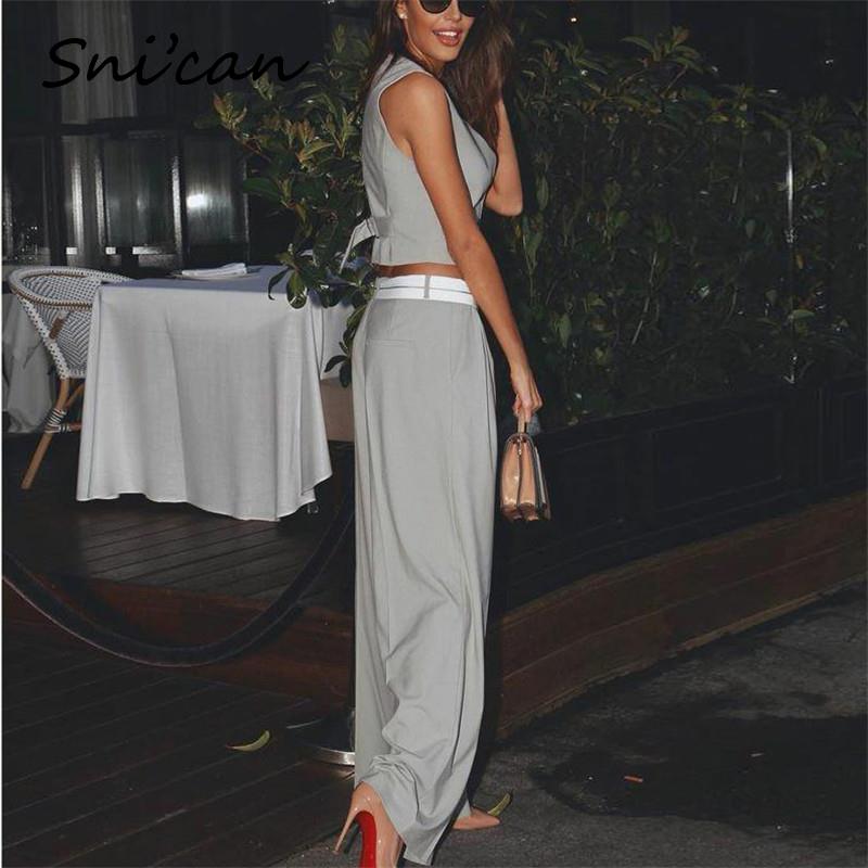 Solid Gray Spring Ladies Sleeveless V Neck Crop Top