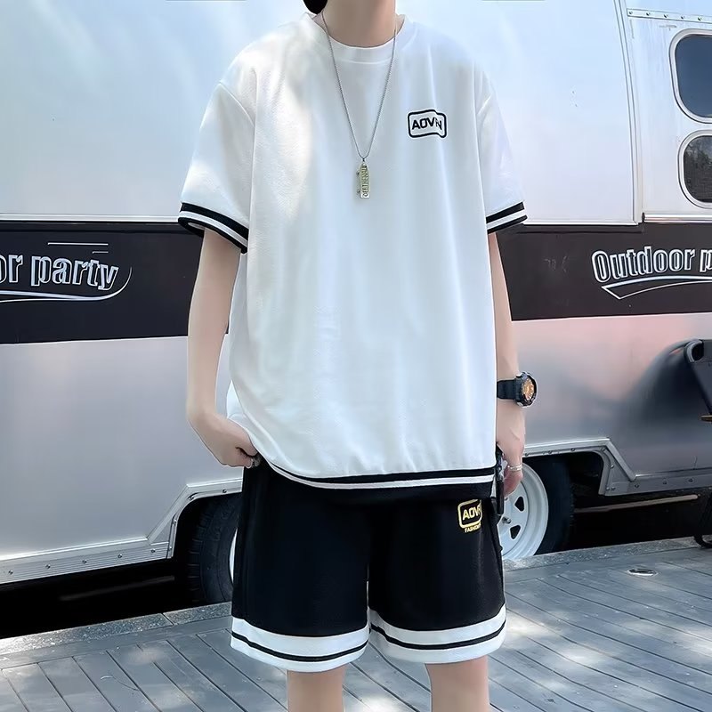 Round Neck Stripe Contrast Pullover for Casual Sports | Streetwear